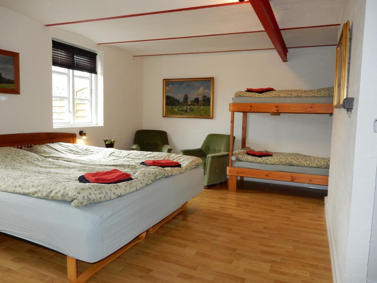 Den Gamle Kostald Bed & Breakfast Holsted Bagian luar foto