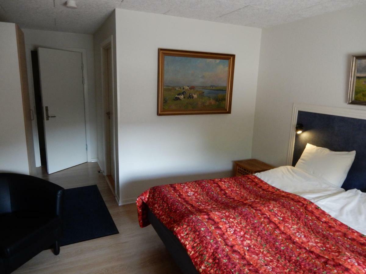 Den Gamle Kostald Bed & Breakfast Holsted Bagian luar foto