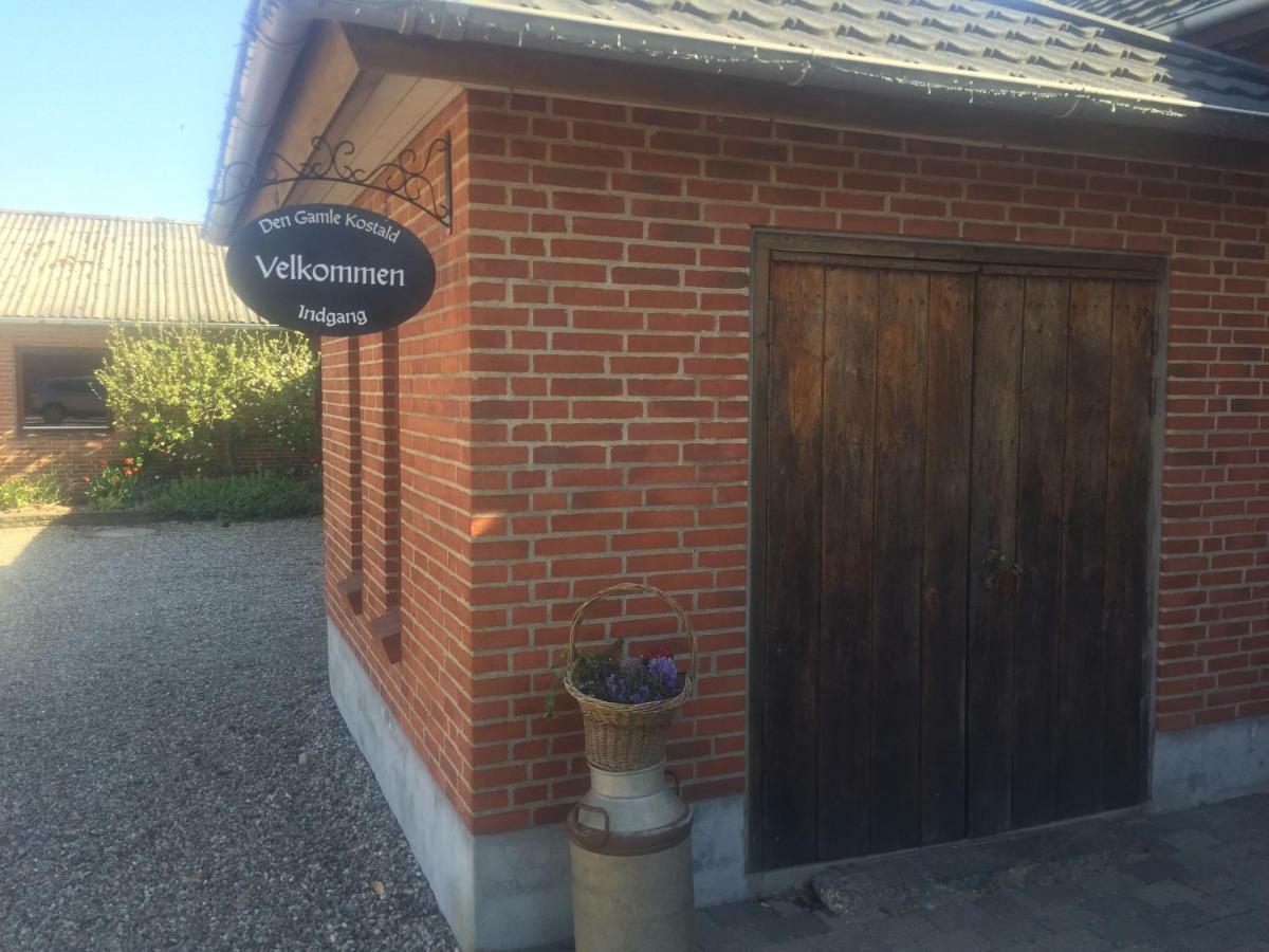 Den Gamle Kostald Bed & Breakfast Holsted Bagian luar foto